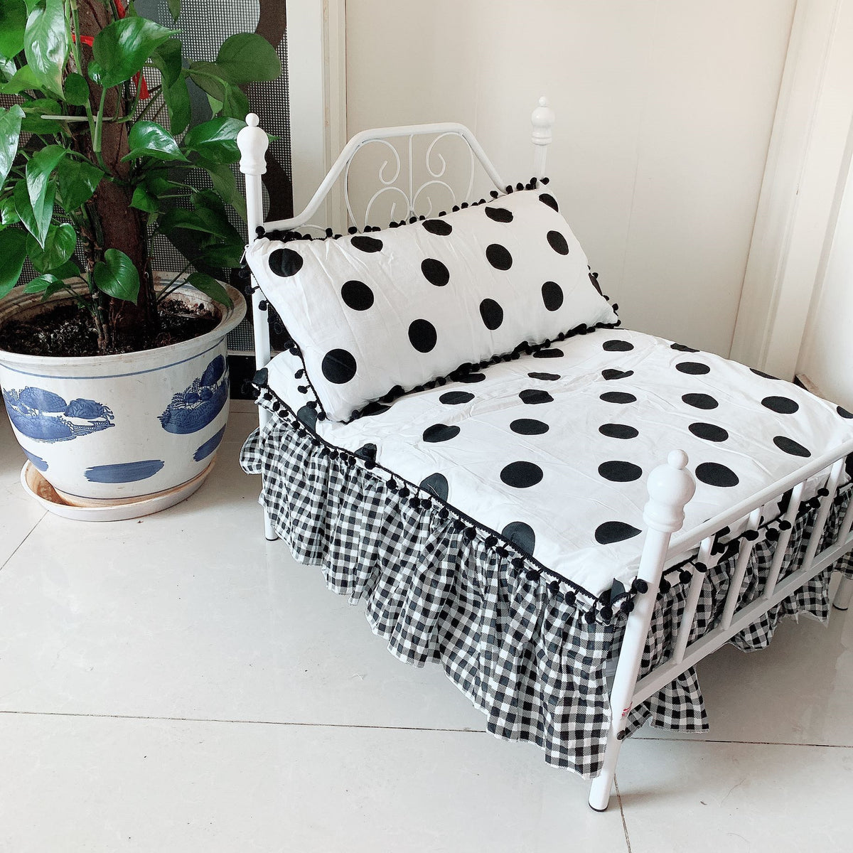 LUXENEST HOME Hanging Swing Pet Cradle Bed for Cats and Dogs
