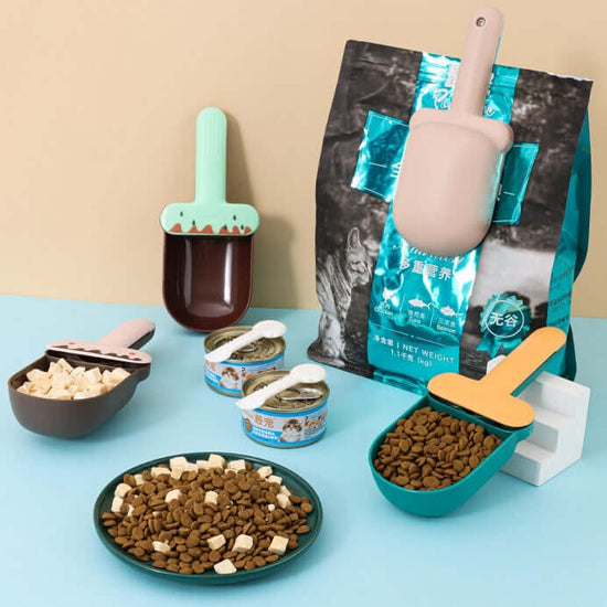 LUXENEST HOME Pet Snack Bag and Feeding Spoon Set with various pet food items and scoops